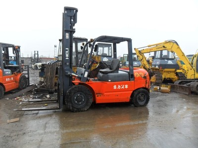 觀瀾叉車考幾個(gè)科目？一文讀懂考試流程與培訓(xùn)細(xì)節(jié)